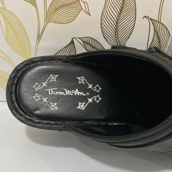 Thom mcAn Womens Black Leather Mule Clogs With Strap Detail 7.5 Comfortable Slip - Picture 7 of 10